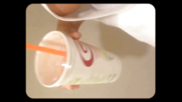 Jennifer White bekommt ihre MILF-Muschi ausgefressen und gebumst