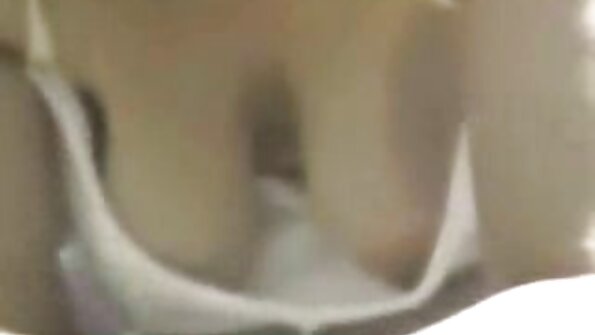 Katerina Kay schreit sich beim Interracial-Sex den Kopf ab