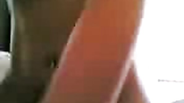 Umwerfende MILF Jessa Rhodes lässt sich von zwei Schwänzen ficken
