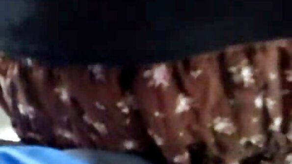 Boobalicious Nina North wird Doggystyle zugeschlagen